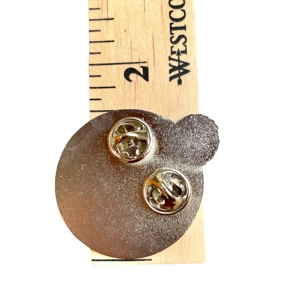 David Bowie Ziggy Stardust Enamel Pin – Iconic 70s Rocker Music Lover Brooch - Picture 8 of 8